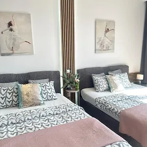 Exclusive Smolna Apartment