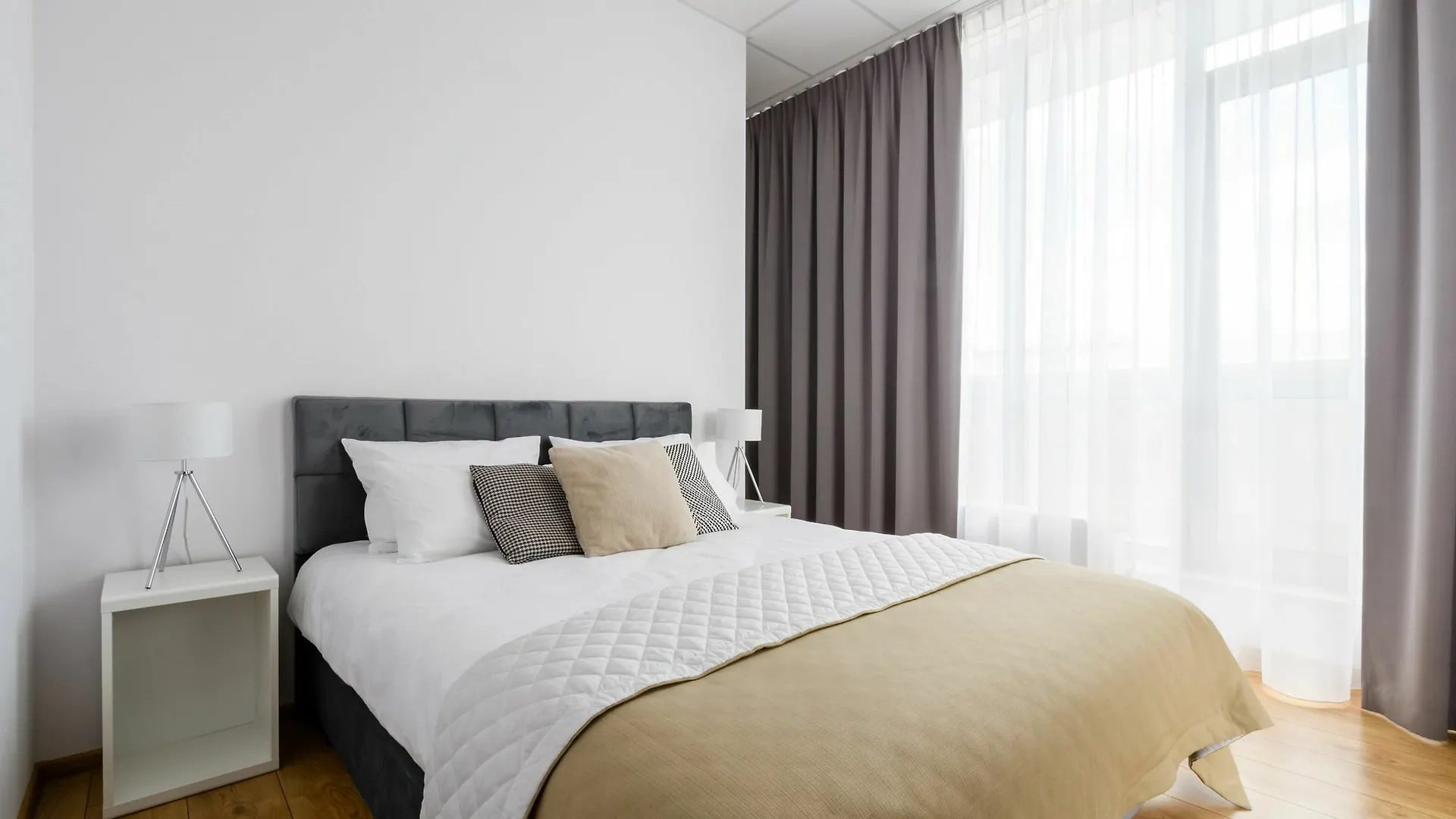 **** Apartahotel Varsovia Apartamenty Kasprzaka Polonia