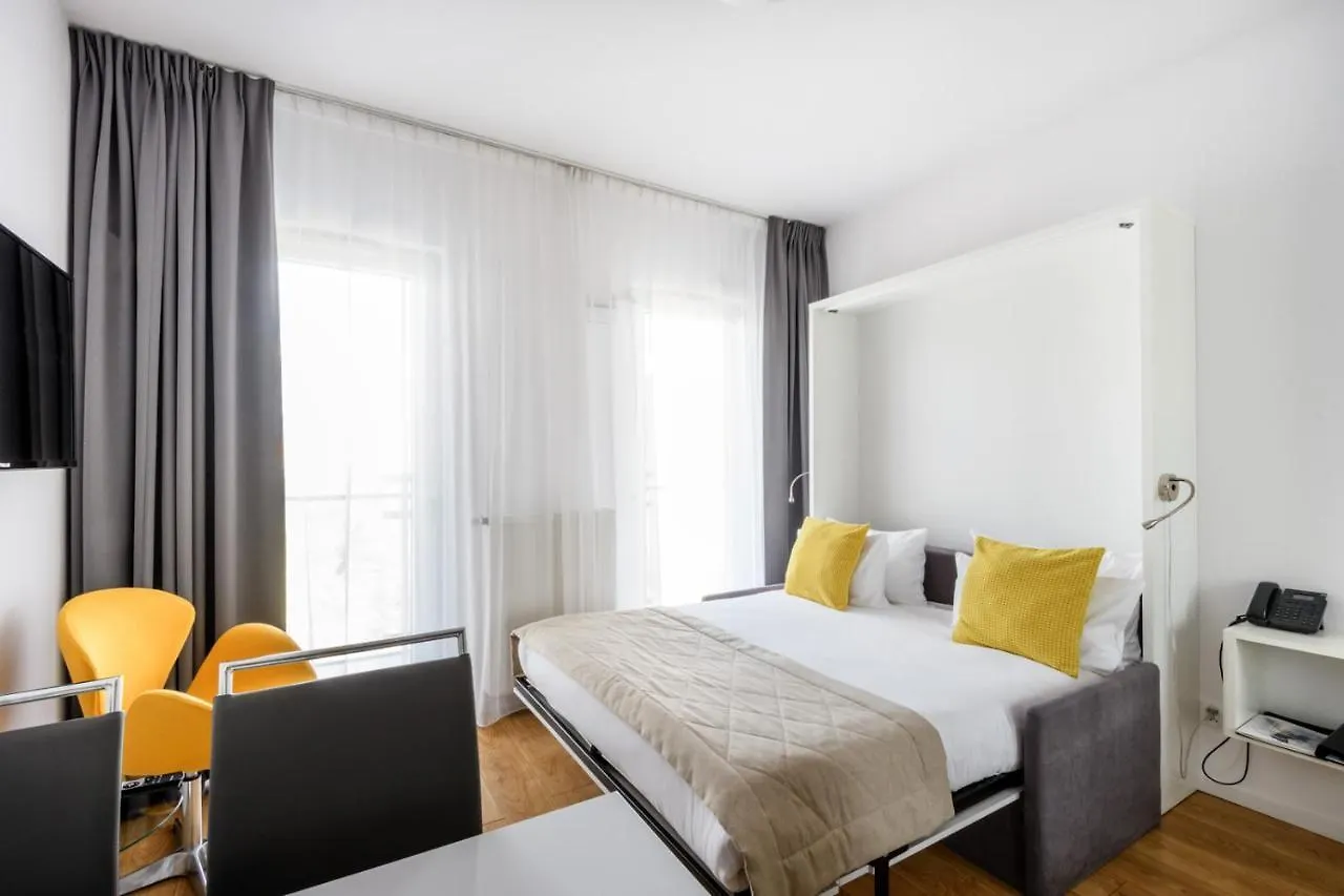 Varsovia Apartamenty Kasprzaka 4*,  Polonia